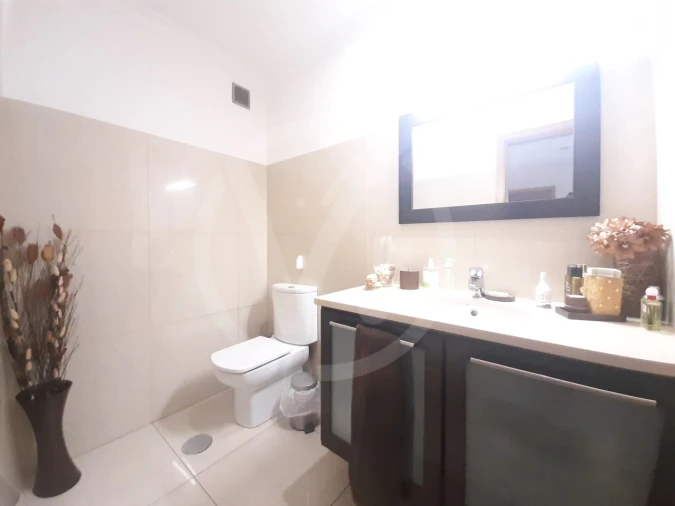 Moradia T4 para Venda em Aver-O-Mar, Amorim e Terroso Foto 9