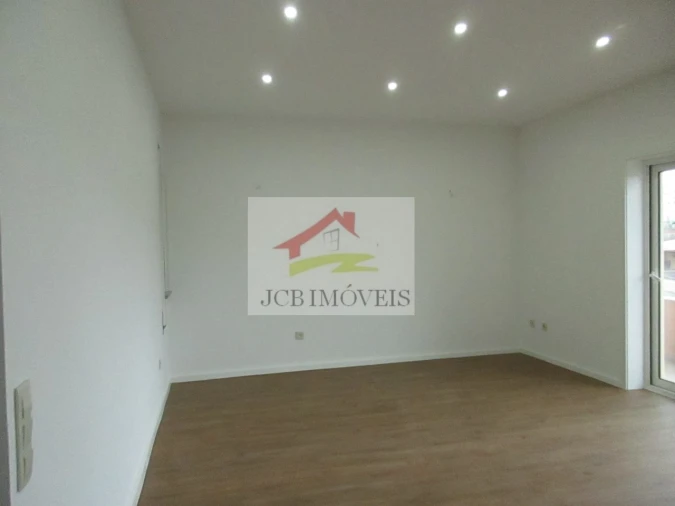 Apartamento T3 para Venda em Aguas Santas Foto 5