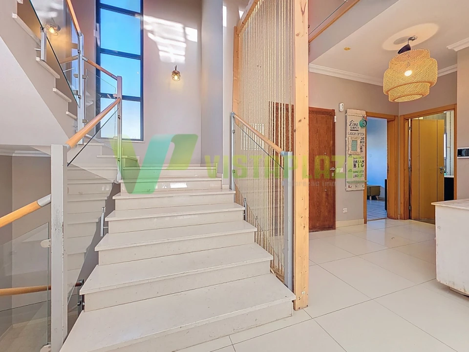 Moradia T4 para Venda em Portimão Foto 3