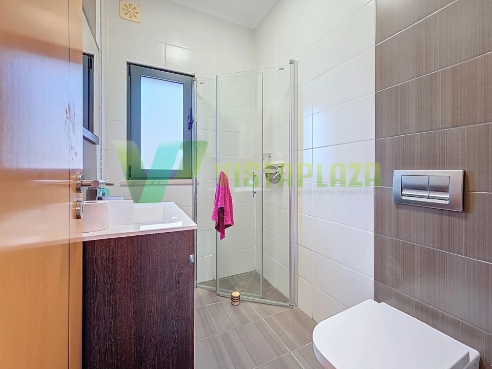 Moradia T4 para Venda em Portimão Foto 10