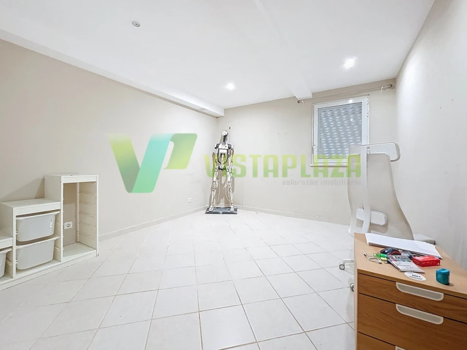 Moradia T4 para Venda em Portimão Foto 34