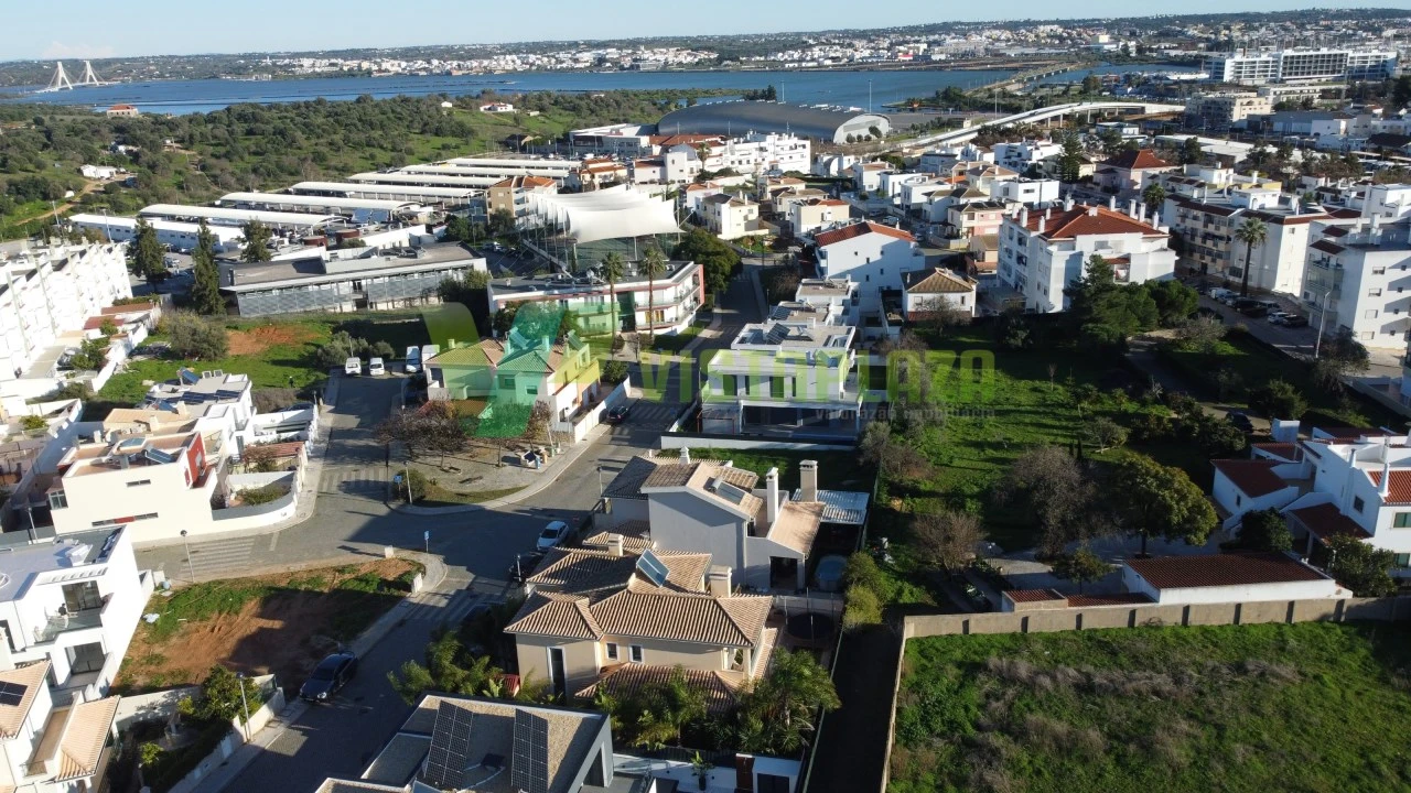 Moradia T4 para Venda em Portimão Foto 37