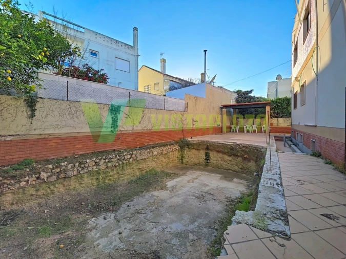 Moradia T11 para Venda em Portimão Foto 4