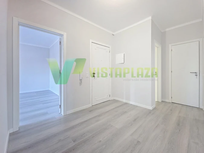 Apartamento T3 para Venda em Portimão Foto 7