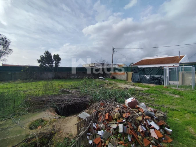 Terreno para Venda em Atalaia e Alto Estanqueiro-Jardia Foto 3