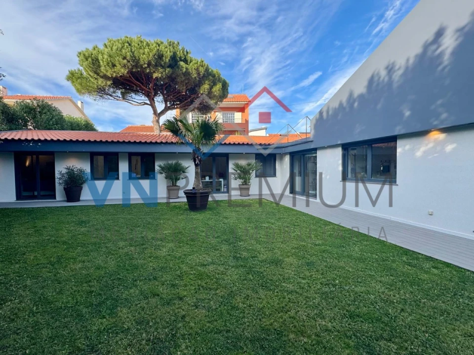 Moradia T3 para Venda em Alcabideche Foto 25