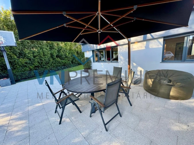 Moradia T3 para Venda em Alcabideche Foto 21