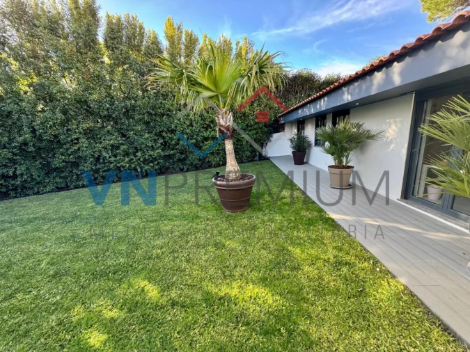 Moradia T3 para Venda em Alcabideche Foto 26