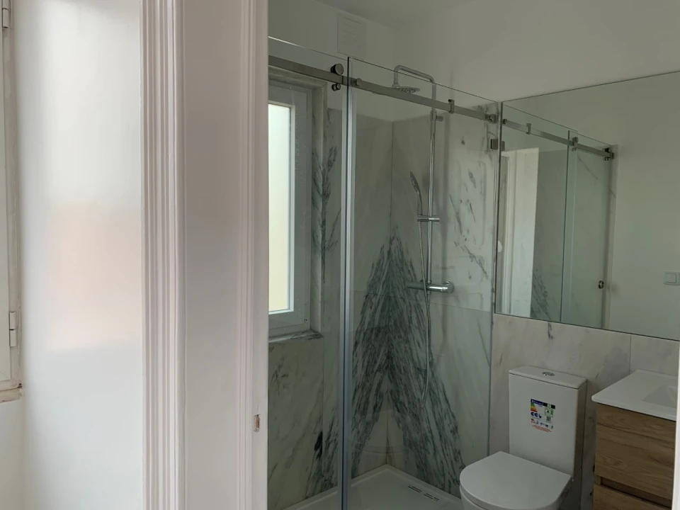 Apartamento T2 para Venda em Campo de Ourique Foto 4