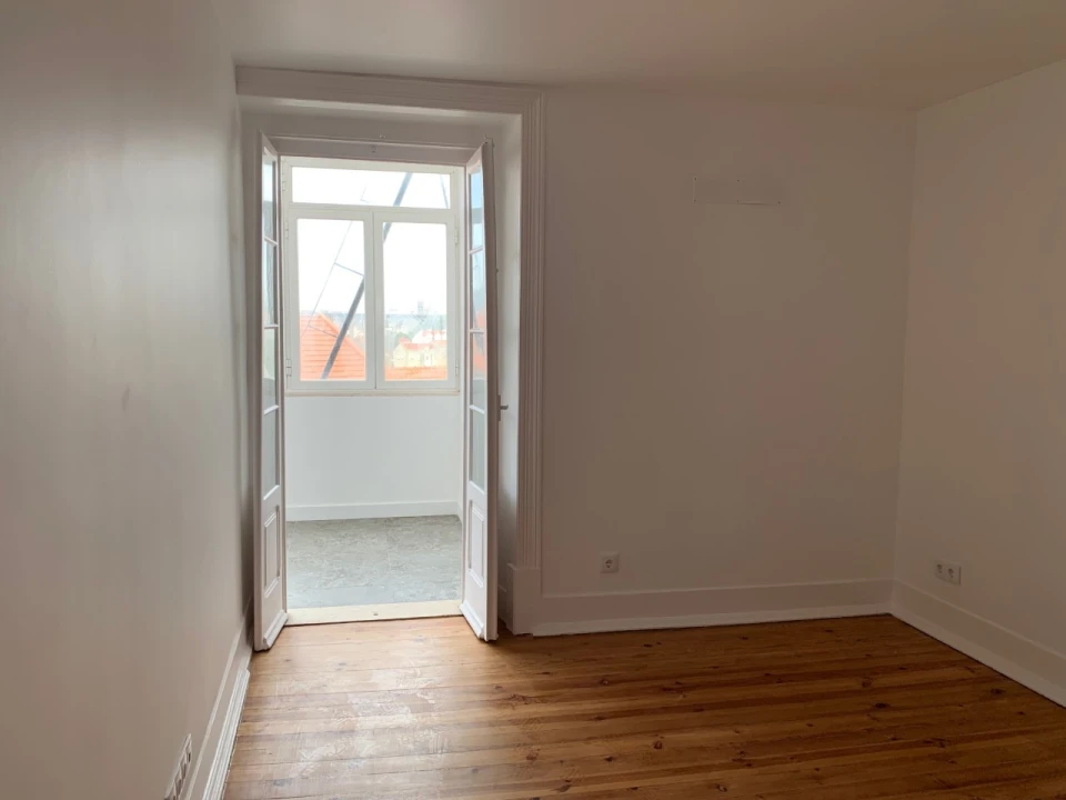 Apartamento T2 para Venda em Campo de Ourique Foto 10