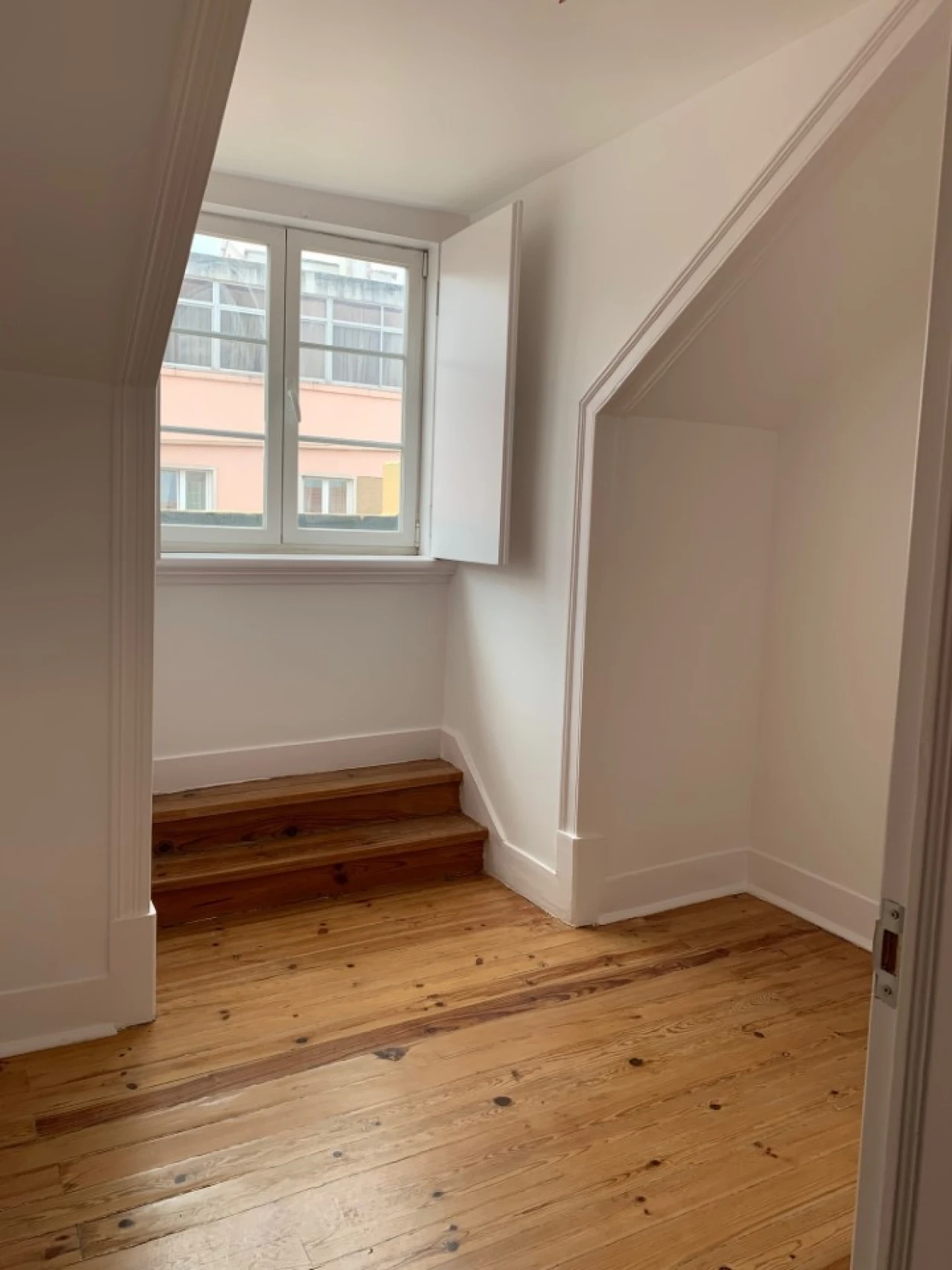 Apartamento T2 para Venda em Campo de Ourique Foto 14