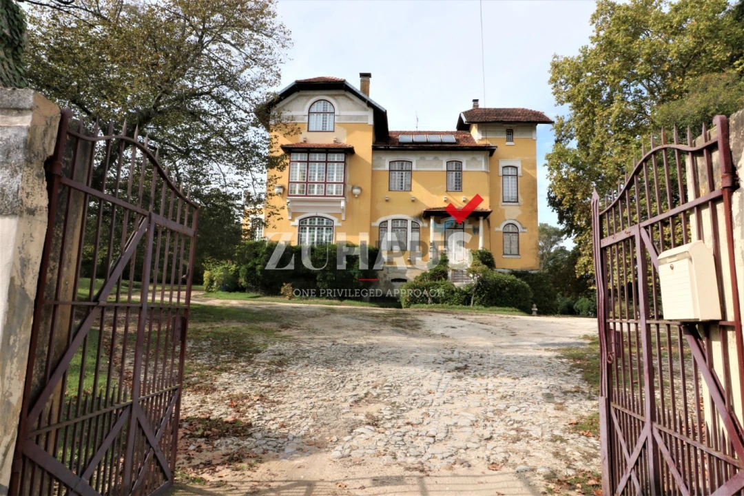 Moradia T7 para Venda em Arcos e Mogofores Foto 3