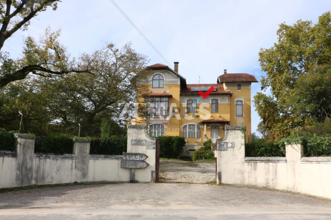 Moradia T7 para Venda em Arcos e Mogofores Foto 4