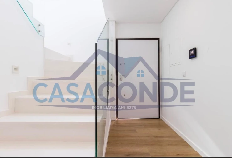 Moradia T3 para Venda em Fernao Ferro Foto 3