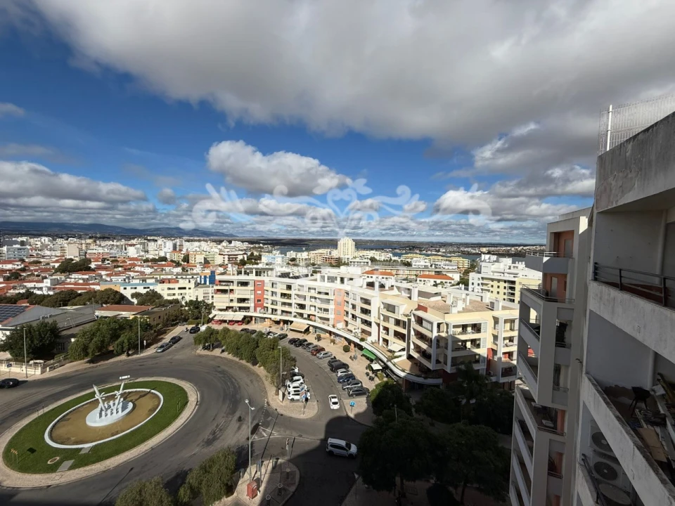 Apartamento T2 para Venda em Portimão Foto 5