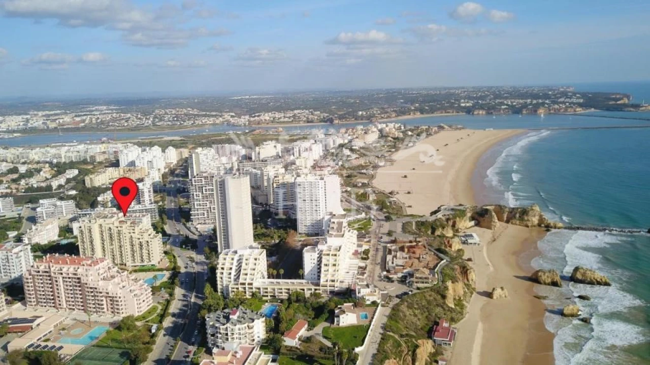 Apartamento T1 para Venda em Portimão Foto 3