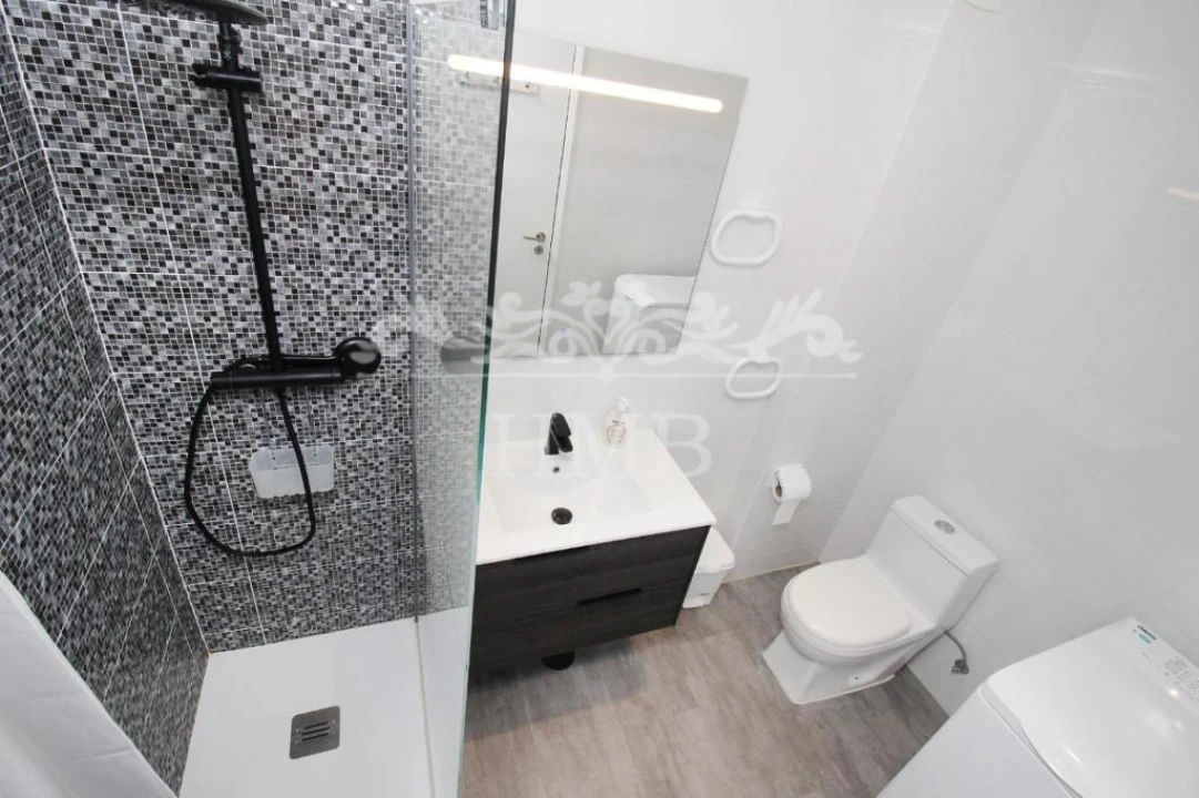 Apartamento T1 para Venda em Portimão Foto 12