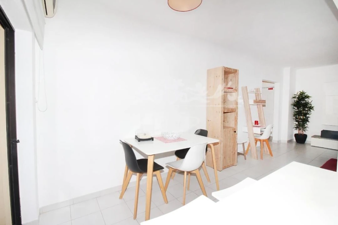 Apartamento T1 para Venda em Portimão Foto 34