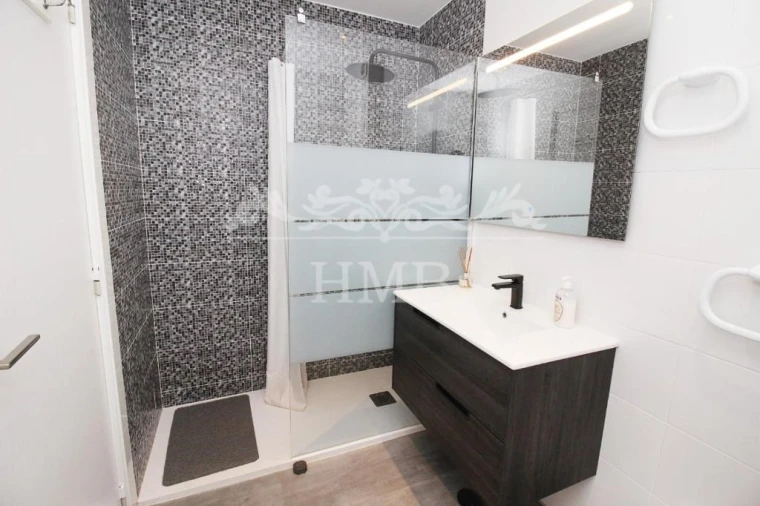 Apartamento T1 para Venda em Portimão Foto 7