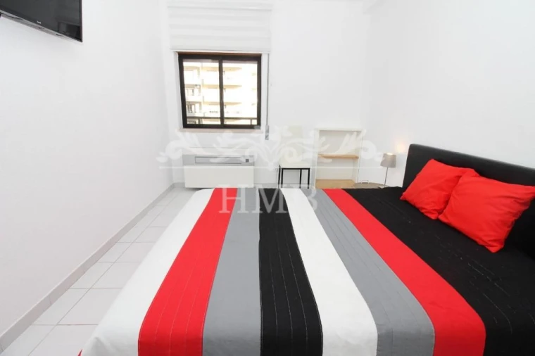 Apartamento T1 para Venda em Portimão Foto 18