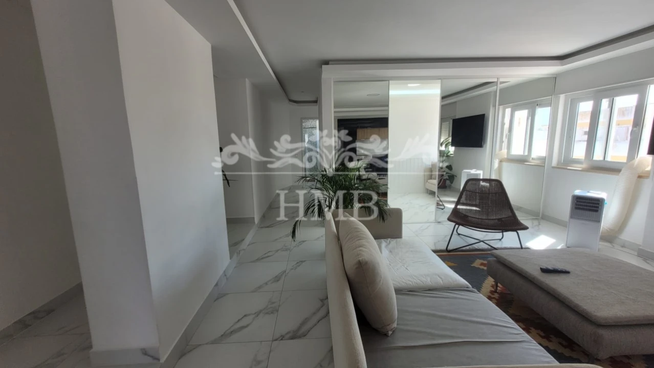 Apartamento T2 para Venda em Portimão Foto 9