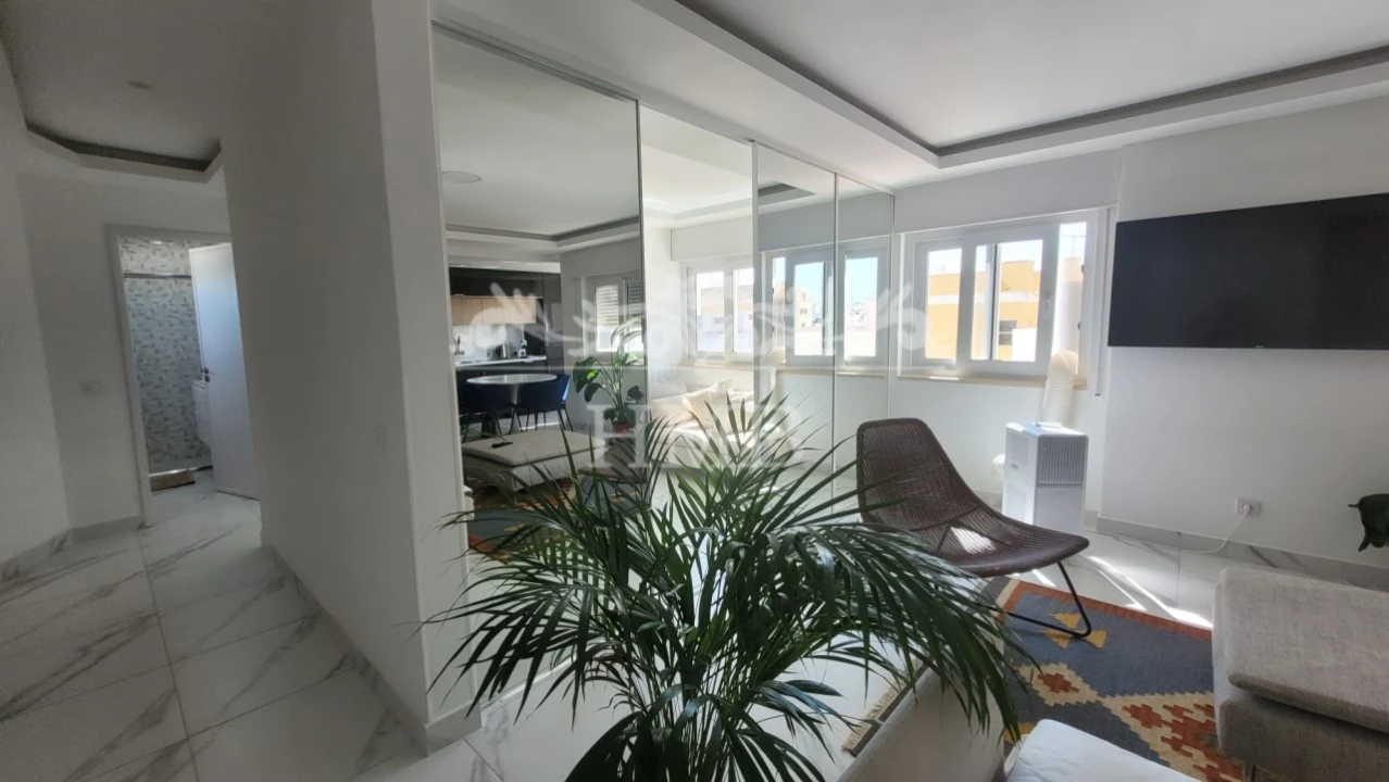 Apartamento T2 para Venda em Portimão Foto 10