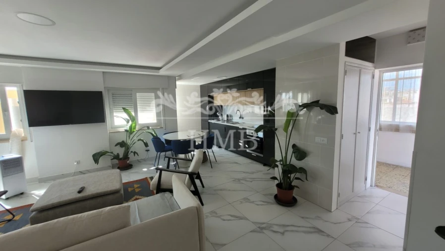 Apartamento T2 para Venda em Portimão Foto 2