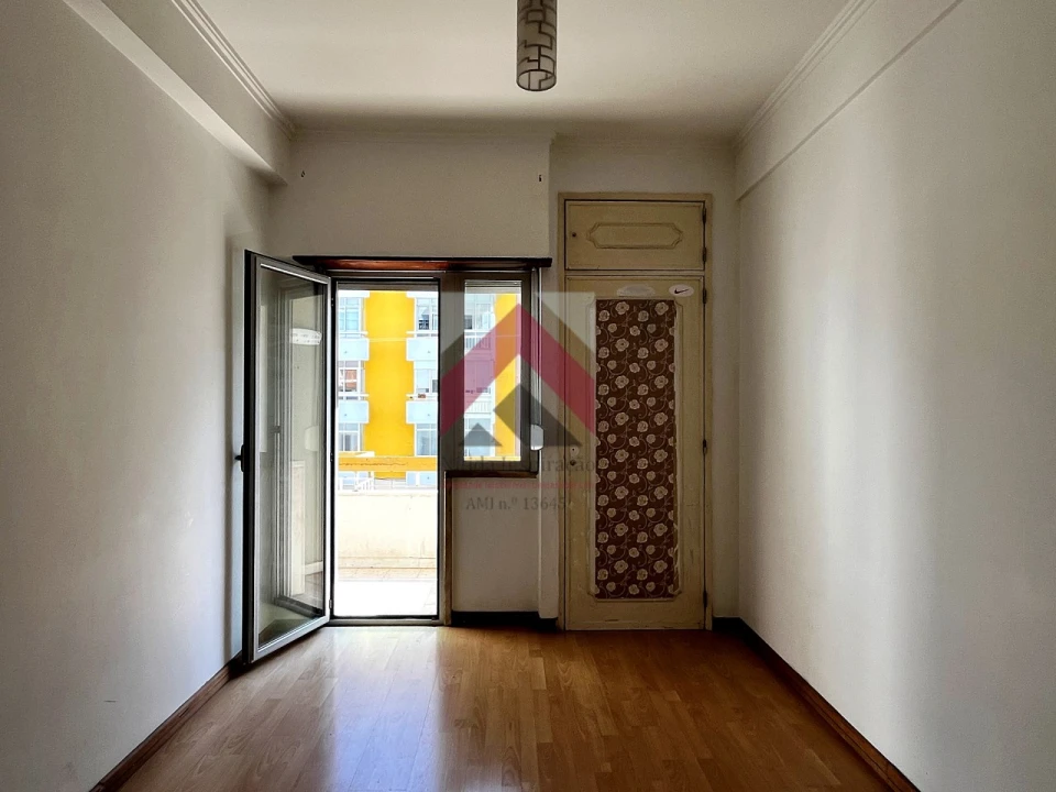 Apartamento T2 para Venda em Oeiras e São Julião da Barra, Paço de Arcos e Caxias Foto 25