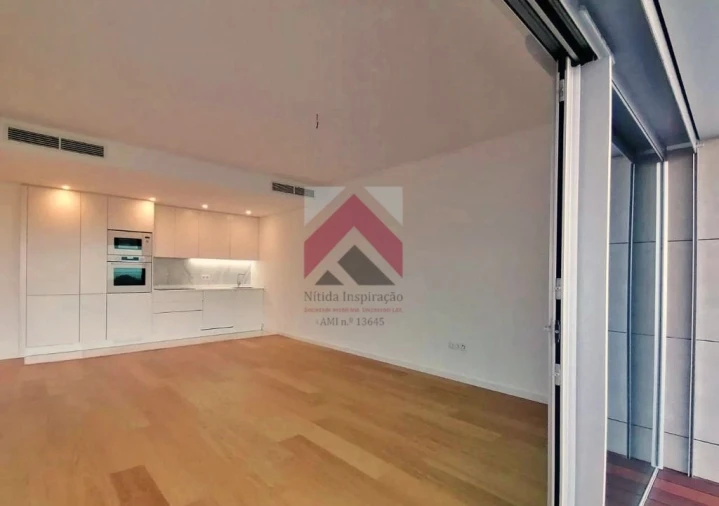 Apartamento T1 para Venda em Alcochete Foto 2