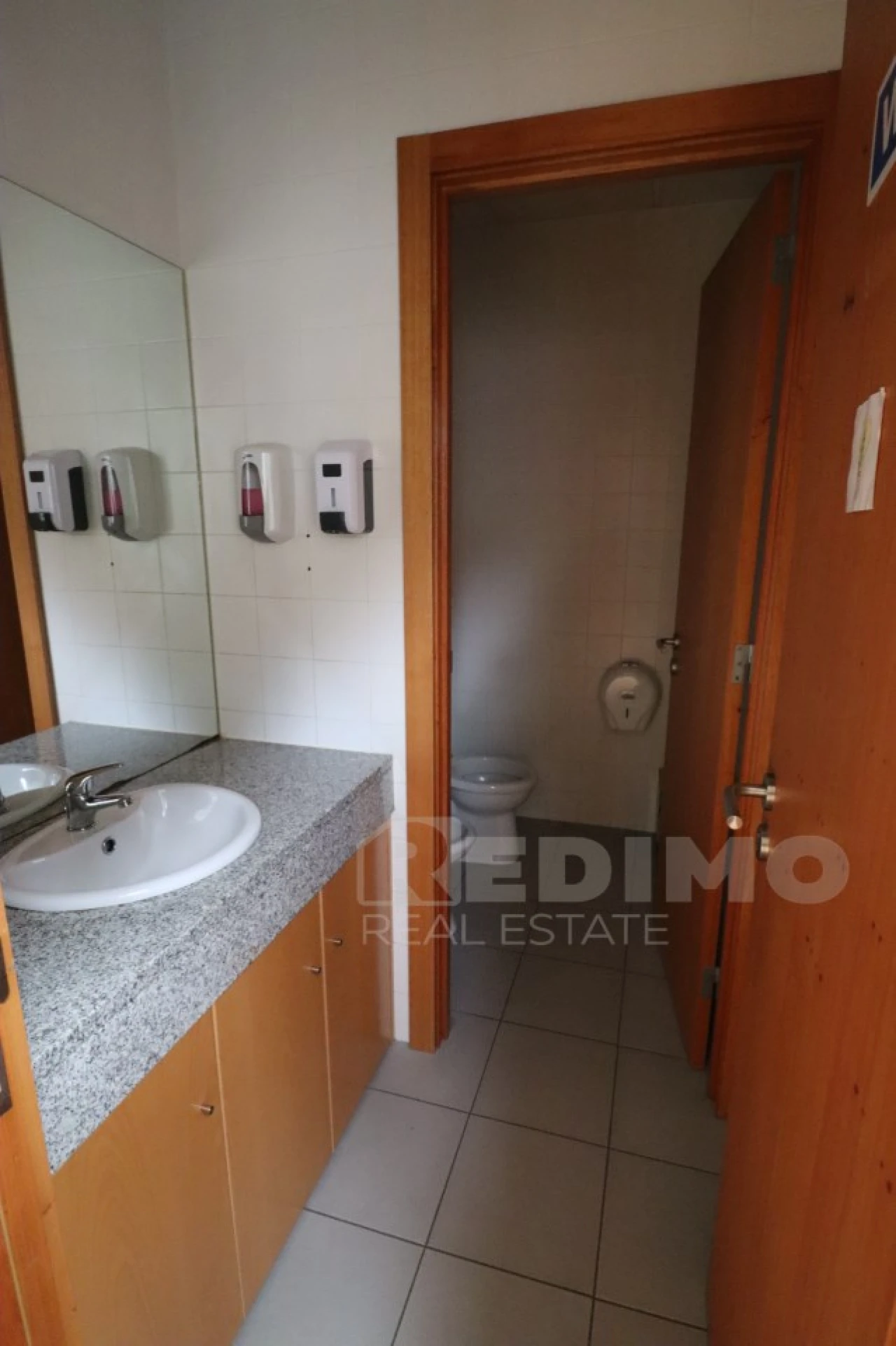 Armazém para Arrendamento em Nogueira do Cravo e Pindelo Foto 10