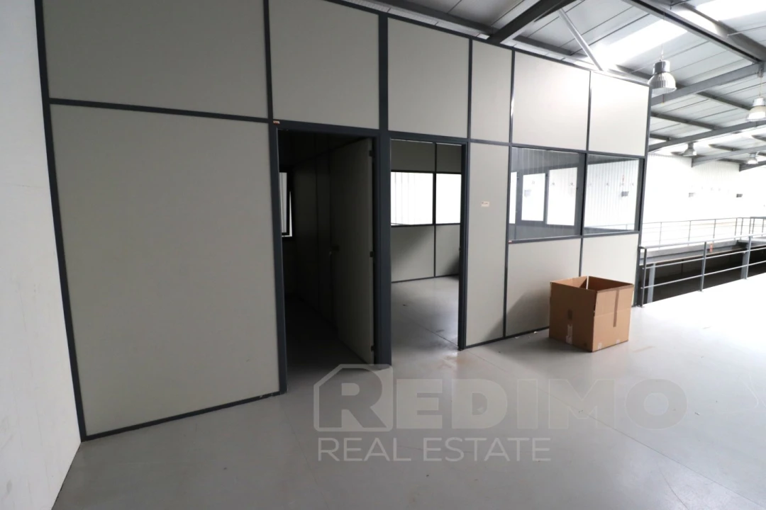 Armazém para Arrendamento em Nogueira do Cravo e Pindelo Foto 30