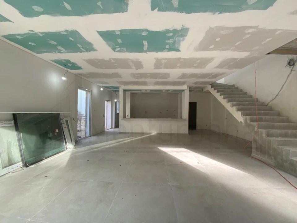 Moradia T4 para Venda em São Domingos de Rana Foto 3