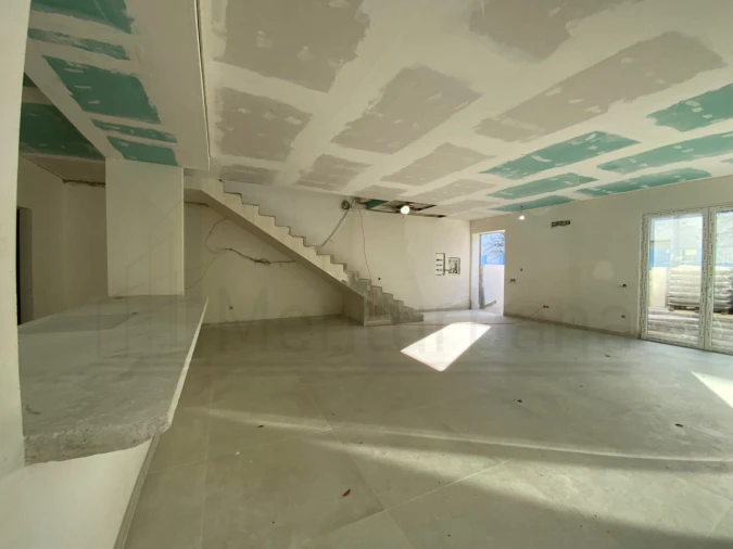 Moradia T4 para Venda em São Domingos de Rana