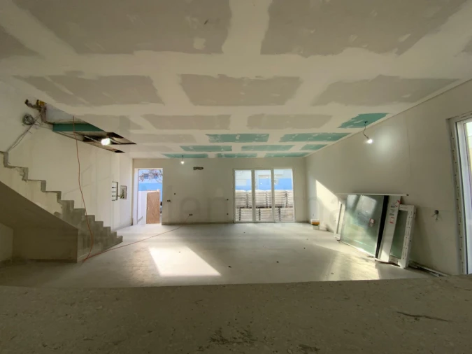 Moradia T4 para Venda em São Domingos de Rana Foto 6