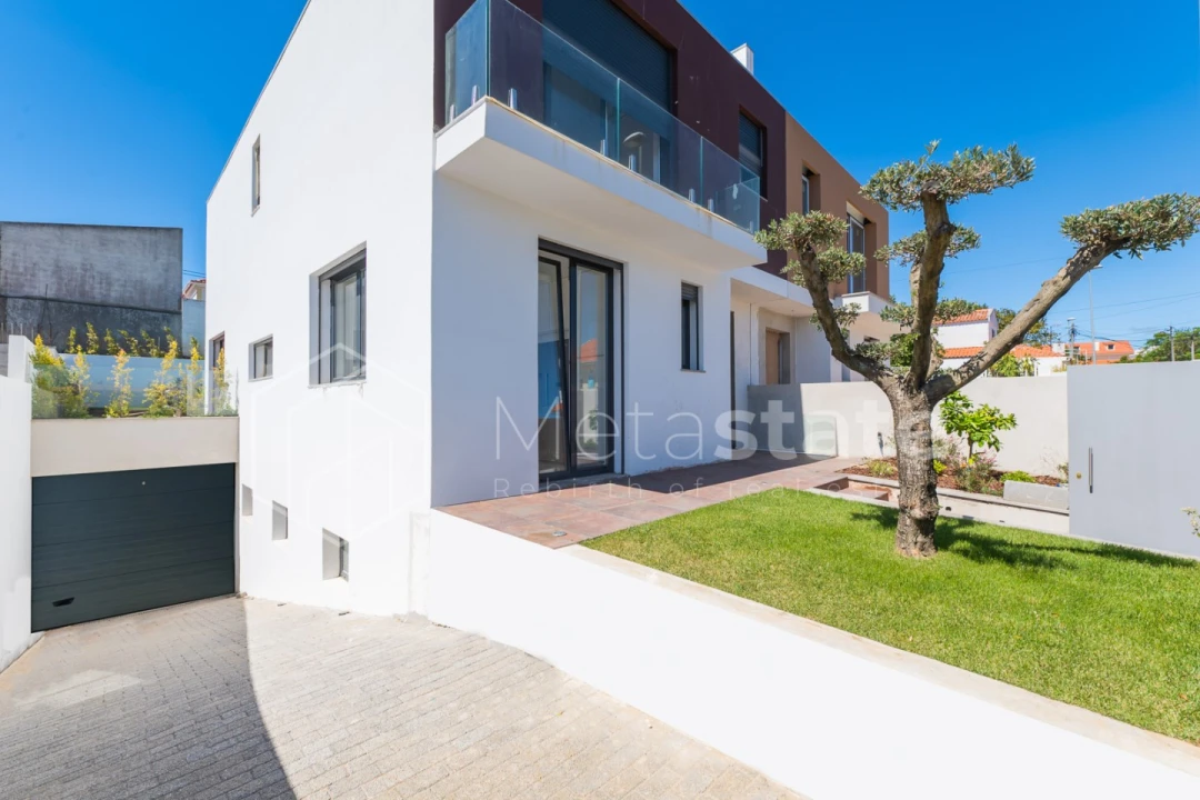 Moradia T3 para Venda em Alcabideche Foto 6