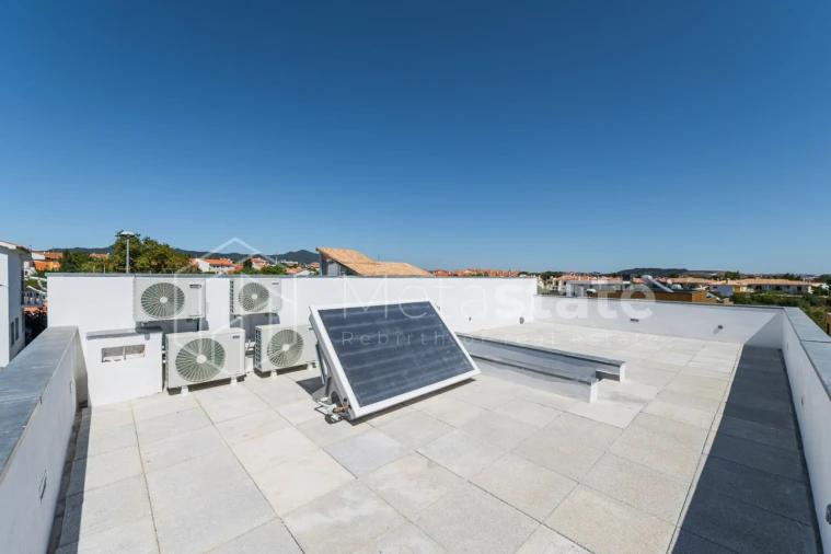 Moradia T3 para Venda em Alcabideche Foto 62