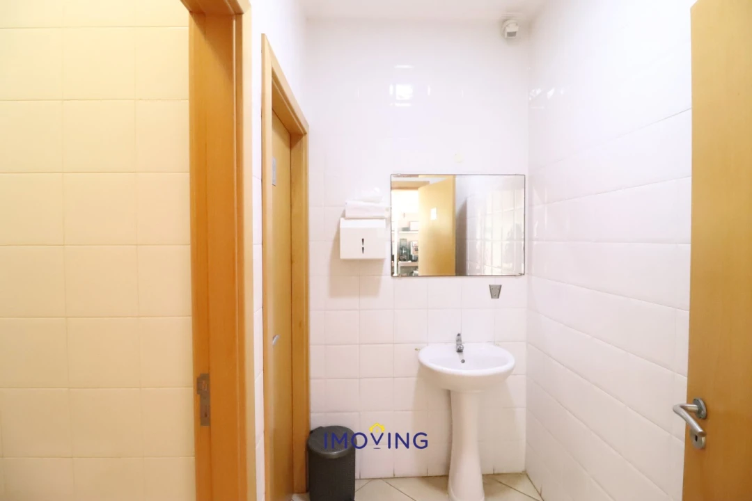 Loja para Venda em Palhais e Coina Foto 17