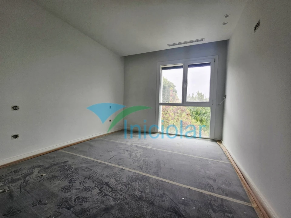 Apartamento T2 para Venda em Cidade da Maia Foto 12