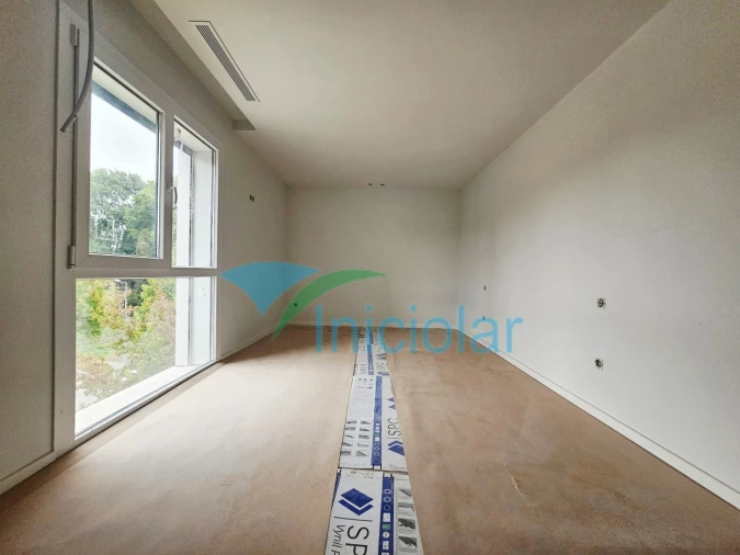 Apartamento T2 para Venda em Cidade da Maia Foto 7