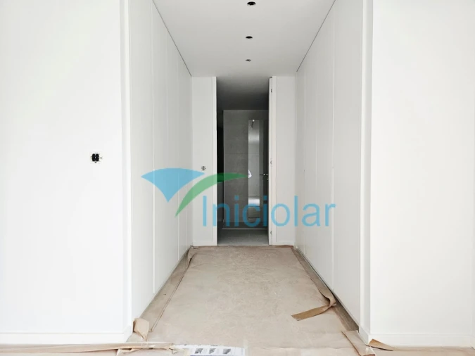 Apartamento T2 para Venda em Cidade da Maia Foto 8