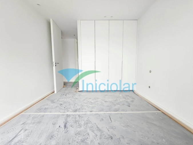 Apartamento T2 para Venda em Cidade da Maia Foto 13