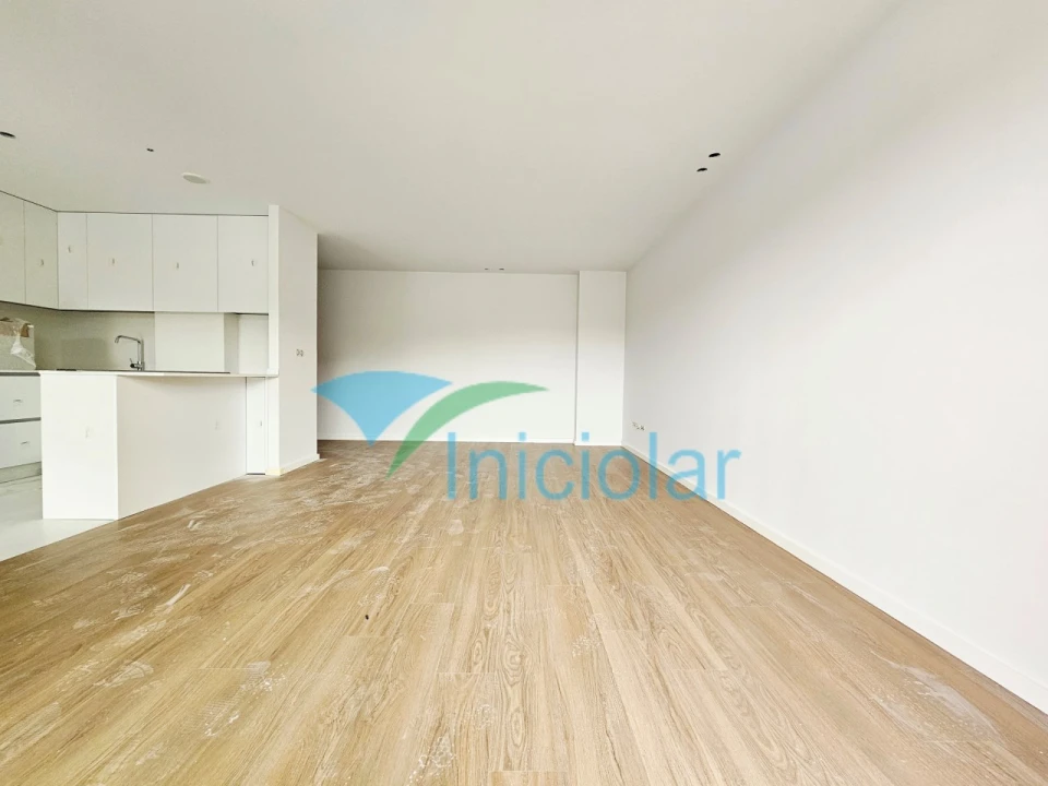 Apartamento T3 para Venda em Cidade da Maia Foto 4