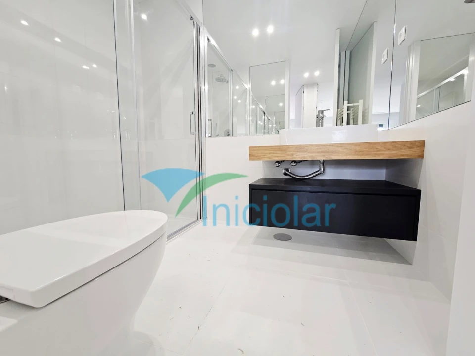 Apartamento T3 para Venda em Cidade da Maia Foto 8