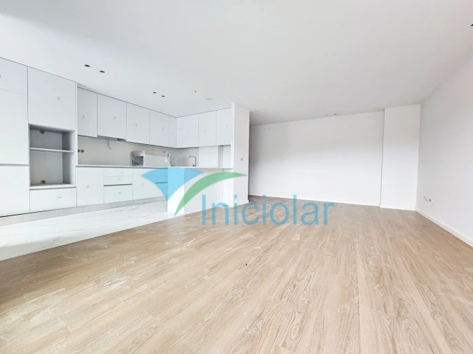 Apartamento T3 para Venda em Cidade da Maia Foto 1