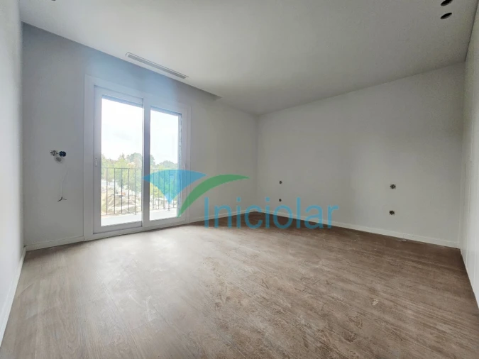 Apartamento T3 para Venda em Cidade da Maia Foto 9