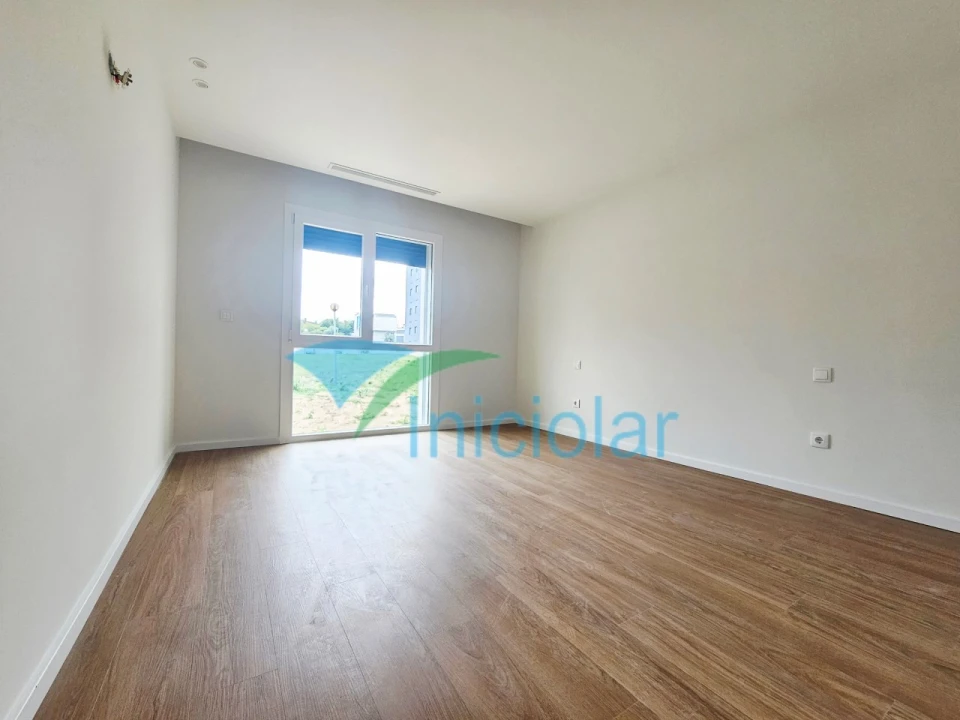 Apartamento T3 para Venda em Cidade da Maia Foto 9
