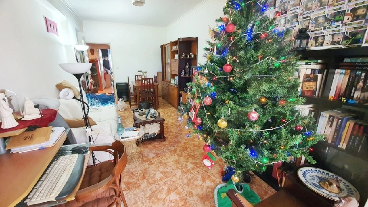 Apartamento T2 para Venda em Agualva e Mira-Sintra Foto 2