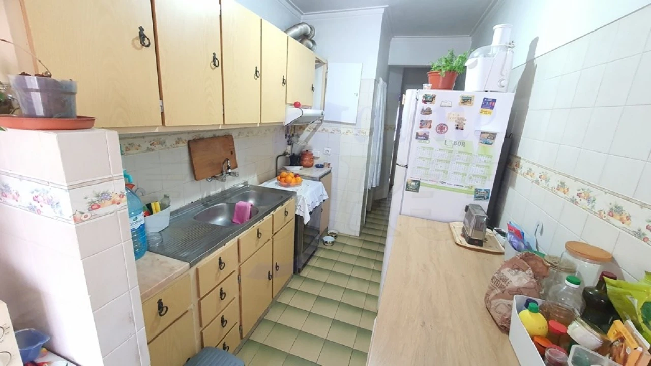 Apartamento T2 para Venda em Agualva e Mira-Sintra Foto 5
