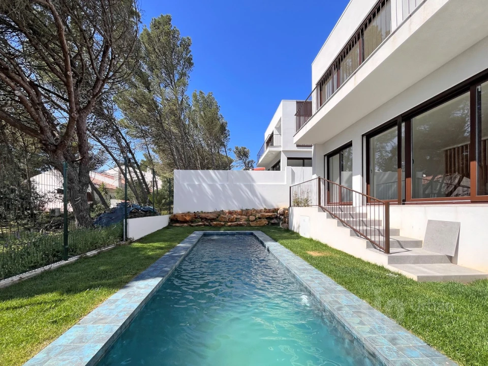 Moradia T3 para Venda em Alcabideche Foto 1