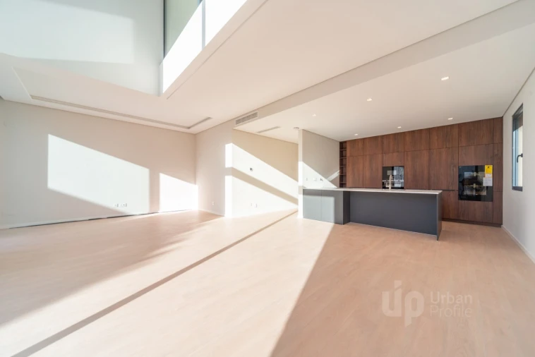 Moradia T4 para Venda em Alcabideche Foto 6